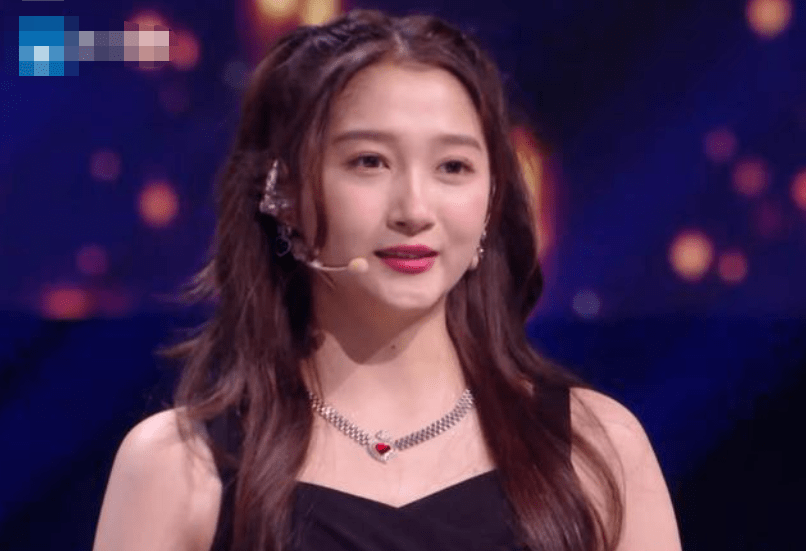 修图|越胖越爱P,这些明星表面苗条,实则手粗肚子大,还不如普通人