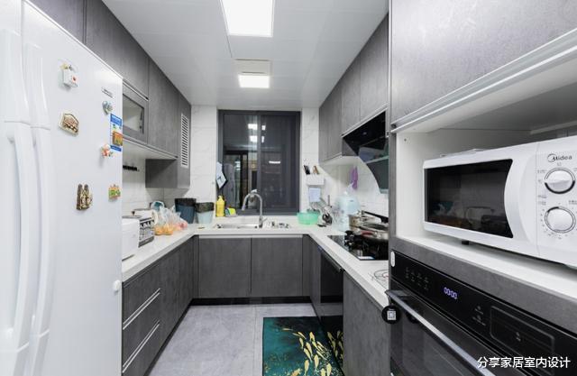 75平现代简约风格,不做电视墙不安装吊顶,装修花了14W太值得了