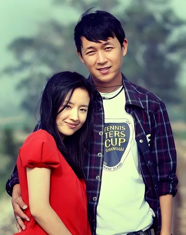 董洁|世纪大和解！潘粤明发文为14岁儿子庆生还艾特前妻，董洁转发回应