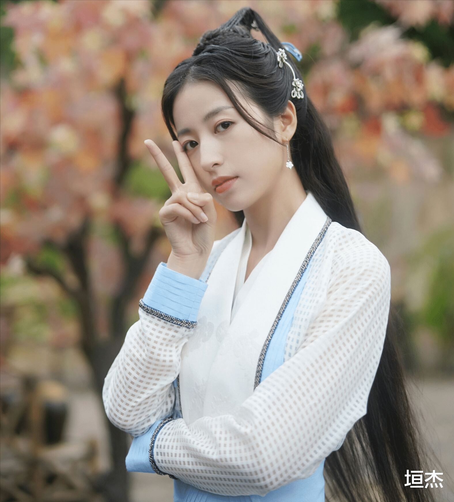 古天乐|蜡像脸、排骨胸、蚂蚁腰,娱乐圈的“病态审美”,真该停了