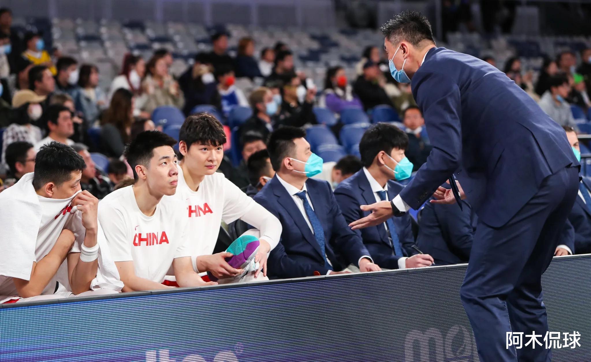 广东男篮|杜锋在国家队偏爱广东后卫三大原因，绝非锻炼三人，方便CBA夺冠