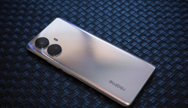 realme|极具视觉美感，realme真我10系列备受好评，优点真不少！