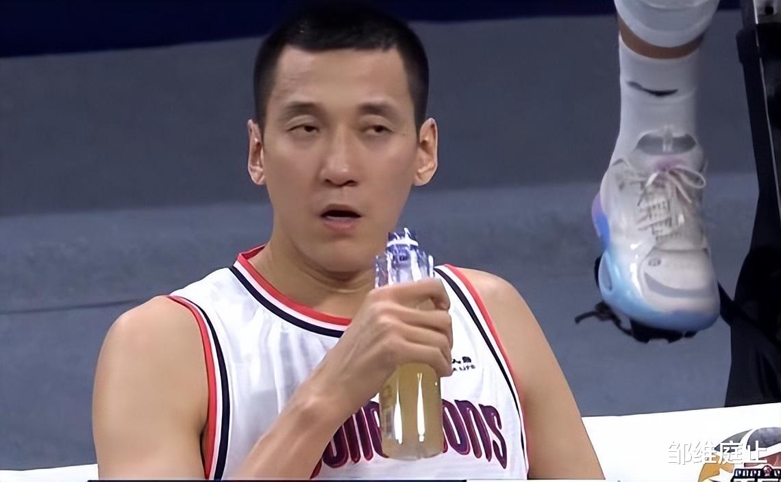 陈盈骏|51-46！陈盈骏西蒙斯给力，郑准攻强守弱，杨健杨毅质疑杨学增用人