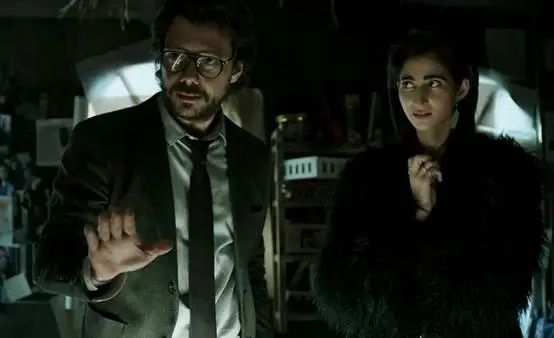 流媒体|过年看电影:影院VS流媒体