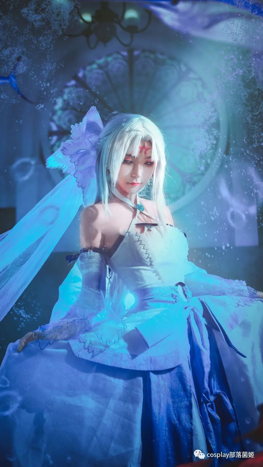 杨戬|cos：三眼哮天录?杨戬水母服cos正片@梓墨