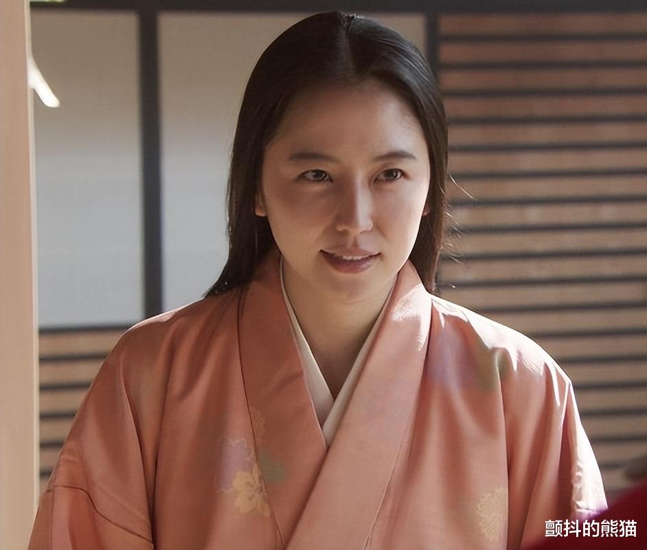 郭柯宇|大河剧《镰仓殿的13人》旁白的长泽雅美突然出镜 珍贵的40秒