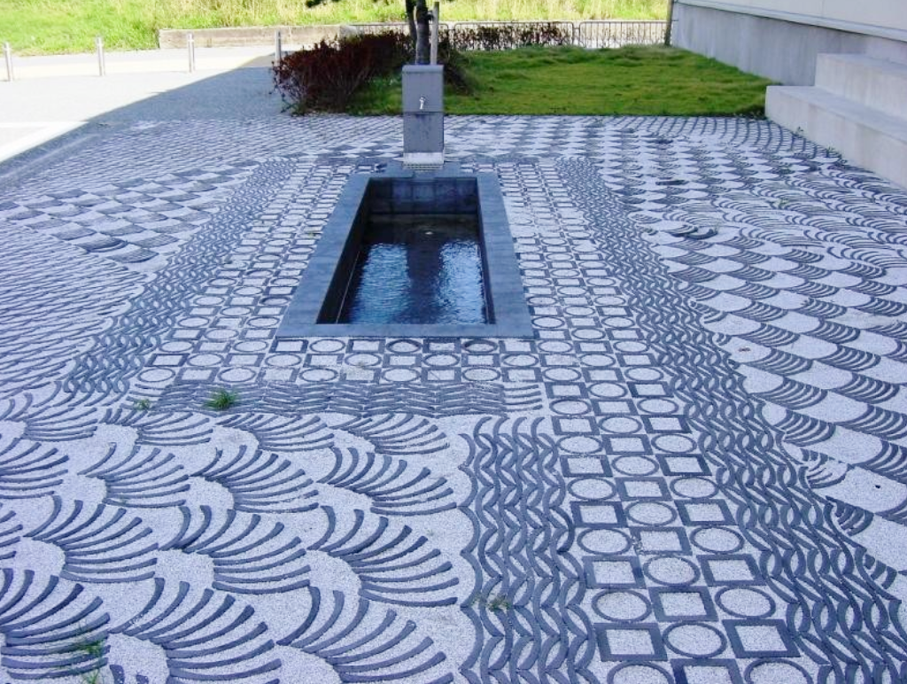 原来还可以这样布景,哪怕是最普通的材料,也能给院子增色不少