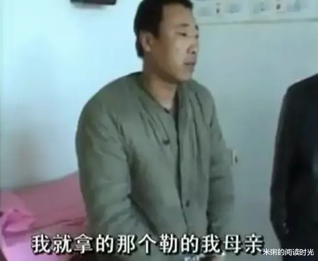 2009年,儿子儿媳残忍杀害父母,与尸体同住1年,警方:遍地蛆壳