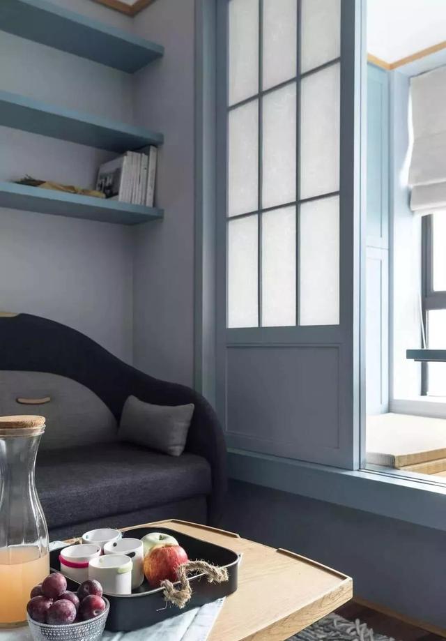 67㎡薄荷蓝小宅,阳台改榻榻米,卧室增加休闲区,设计太亮眼了!