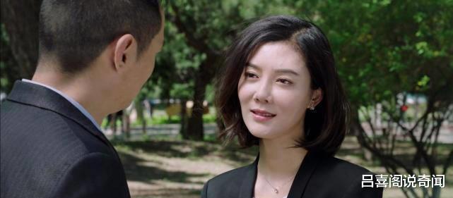 车晓|38岁车晓近照，隐瞒了20年的母亲，原来是熟悉的她