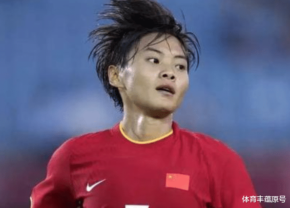 中国女足|23人名单！亚洲杯：中国女足集结完毕，唐佳丽达成所愿留下疑问