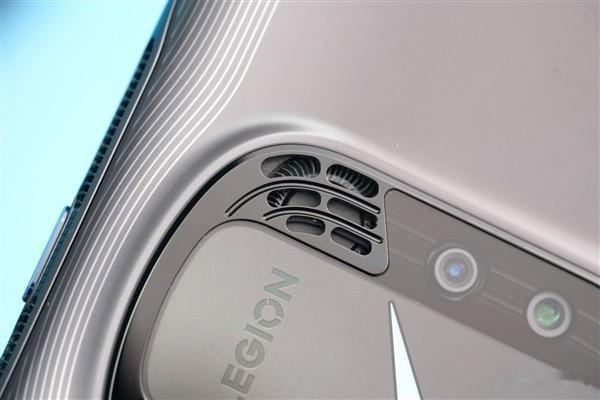 联想|骁龙8+双风扇游戏利器!联想拯救者Y90开箱图赏