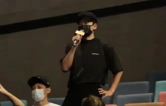 黄奕|陈乔恩携老公捧场谢娜话剧,相约应采儿黄奕,娜姐人缘依然超好