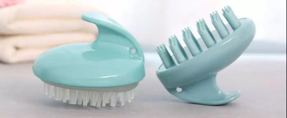 卢靖姗 洗完头发，“吹干”还是“自然干”？很多人都做错了，难怪头发油