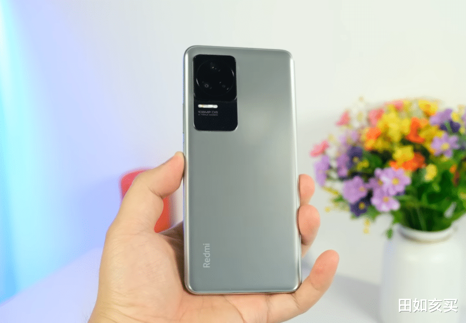 华为鸿蒙系统|买手机不想当冤大头,就选这3款亲民的旗舰机,至少三年不卡顿