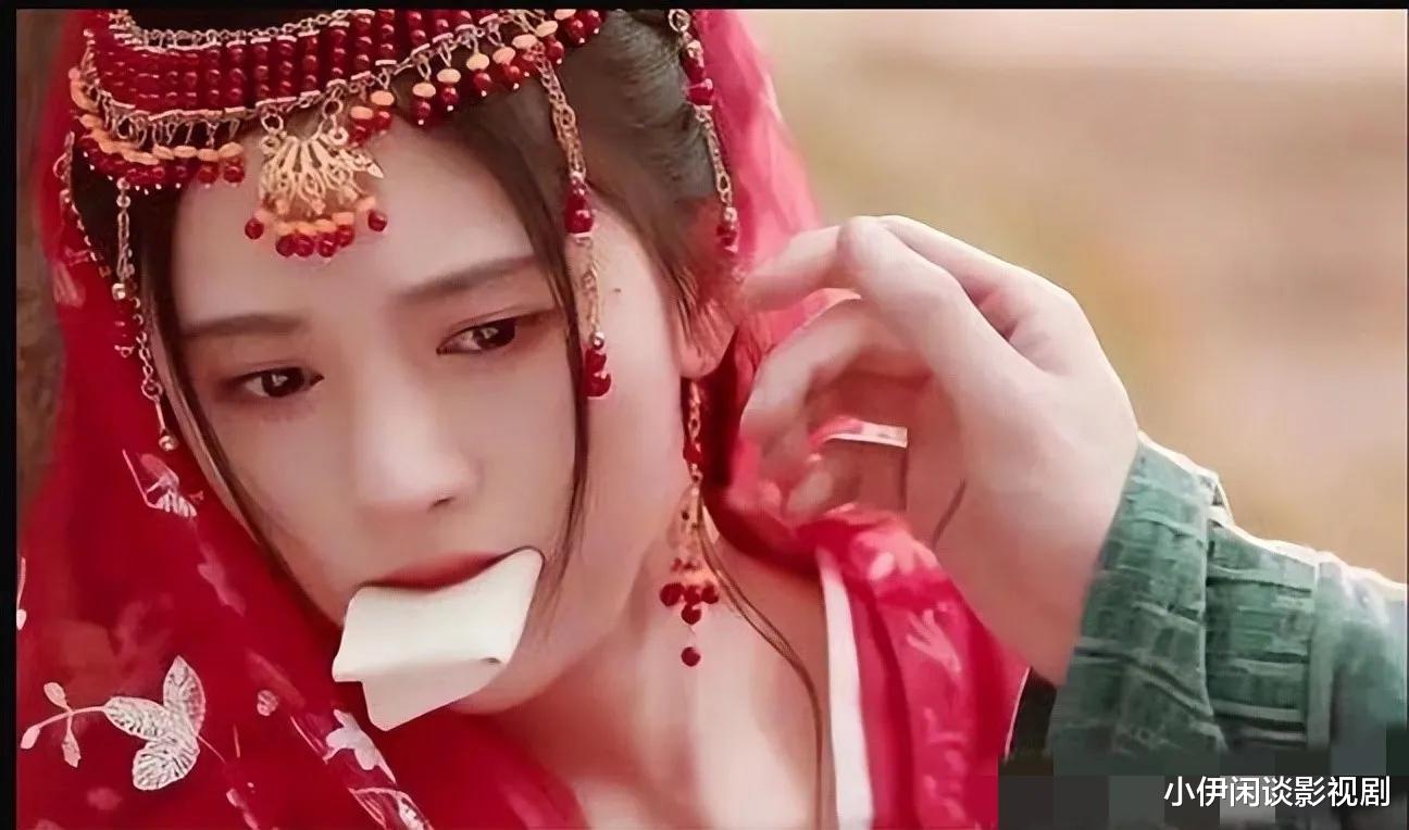 白梦妍 28岁白鹿素颜无滤镜出演《警察荣耀》，打脸了多少半永久的磨皮脸