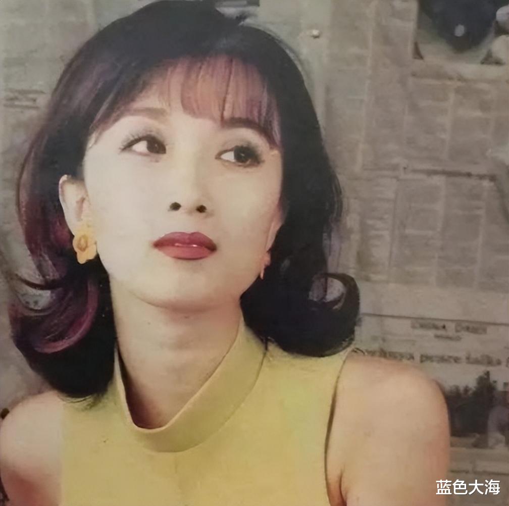 金巧巧|“孔雀公主”金巧巧:嫁入豪门后和丈夫人前恩爱,人后各玩各的