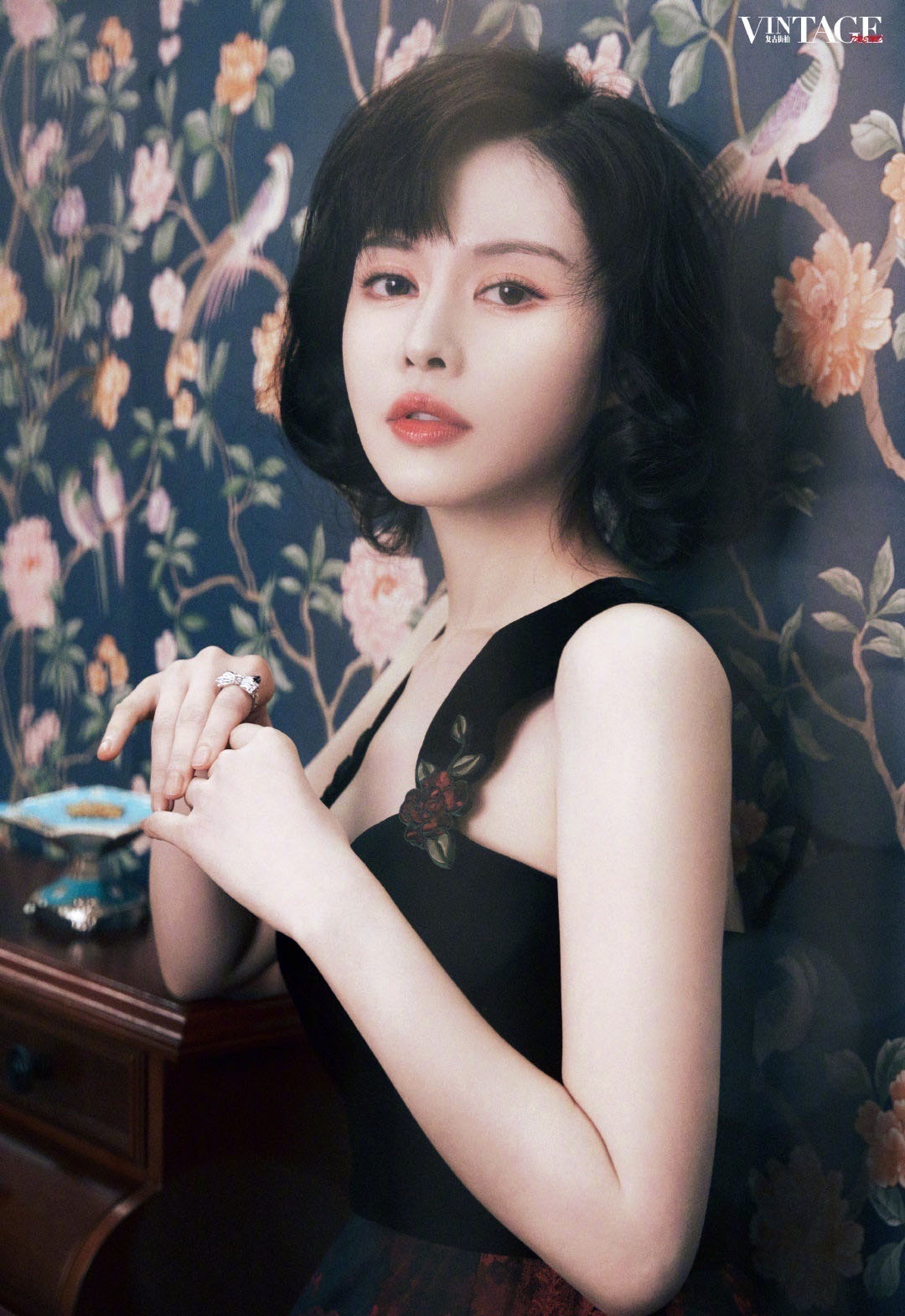 |新倚天电影7位美女换上现代装，一个比一个惊艳，你最喜欢哪个？