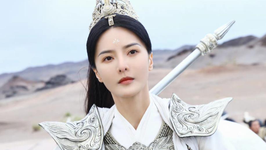 张芷溪|播完《沉香如屑》，张芷溪新剧11月将开，网友提名白鹿好友出演！