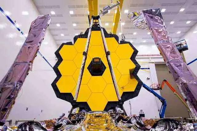 100亿美金打造的韦伯望远镜,拍出了迄今最遥远的宇宙深空影像