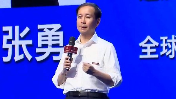 电子商务|大佬们亲自上阵，2023的电商不同凡响