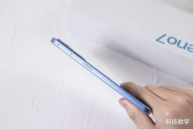 oppo reno|从R15换成R17再到Reno7 Pro,老O粉表示有话说