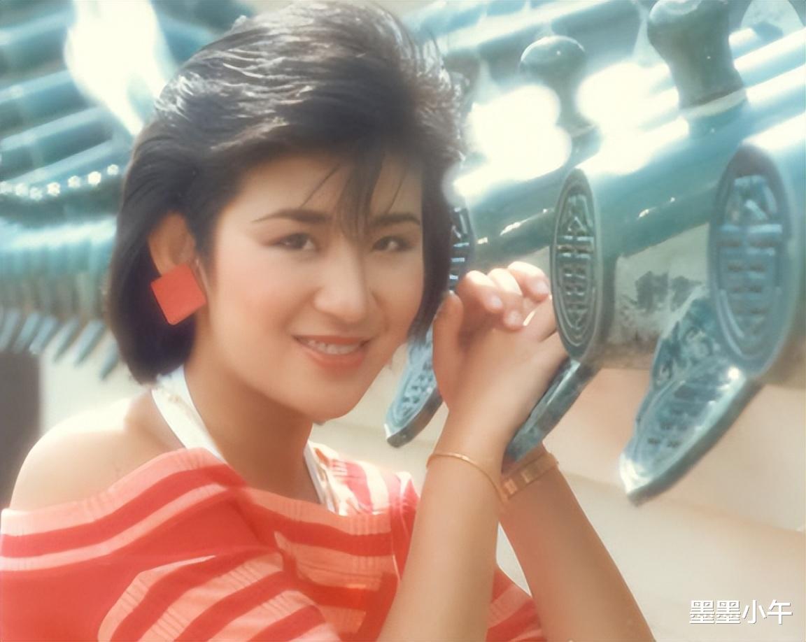 赵雅芝|赵雅芝:带两个儿子再婚被宠成公主,幸福背后没你想得那么简单