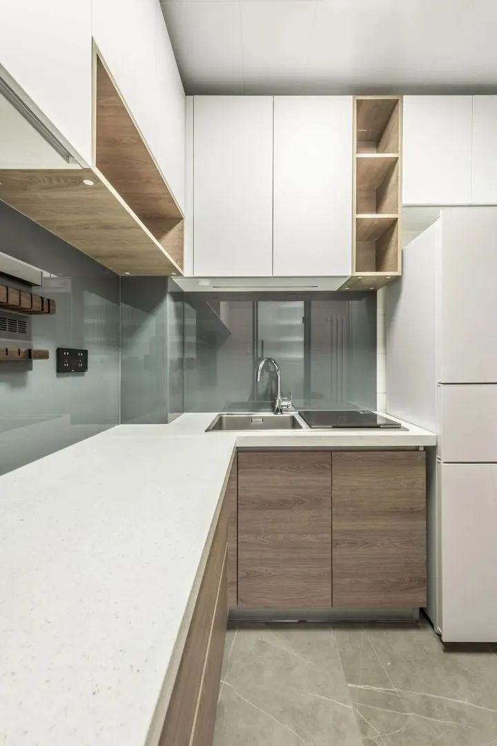 厨房收纳才不难，这些超好用的厨房收纳方法，大部分的家庭都能照搬