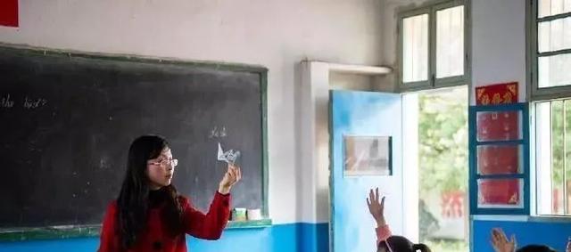 春招|这3个岗位迎来“调整”,将沦落为“合同工”,教师职业也在内吗