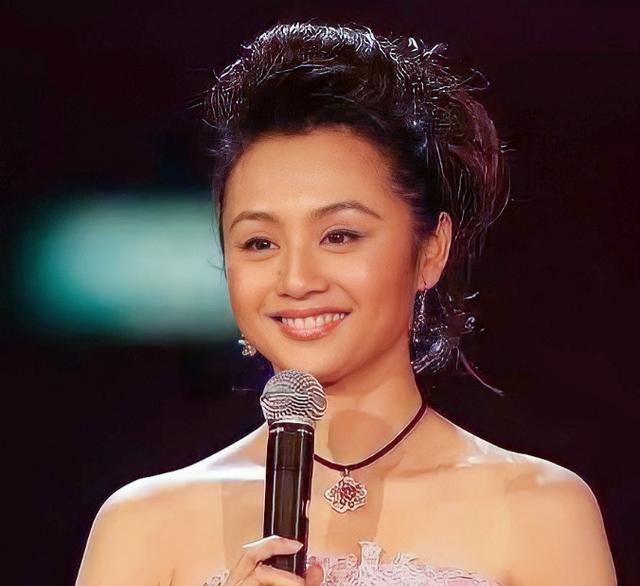 曹颖|“古装女神”曹颖:嫁国家一级演员生一子,恩爱多年,幸福美满