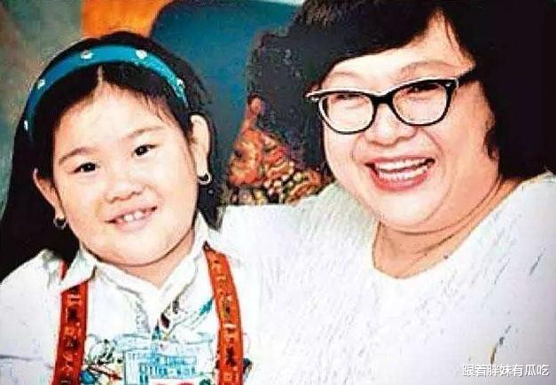 郑欣宜 一顿饭吃7个鲍鱼，从200斤减肥到108斤，现在郑欣宜怎么样了？