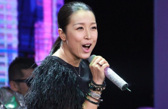 张雨绮|孙悦惊喜加盟芒果台春晚，嫁豪门隐退七年，帅气儿子14岁已开画展