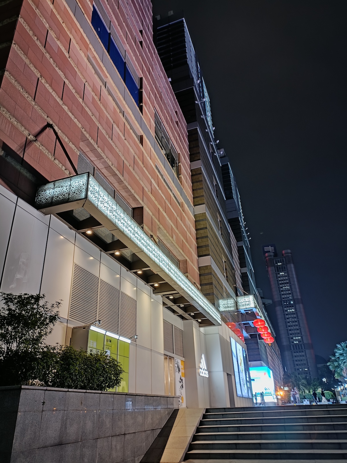 realme|realme真我GT Neo 2T评测: 均衡无槽点——敢越级的高质价比典型