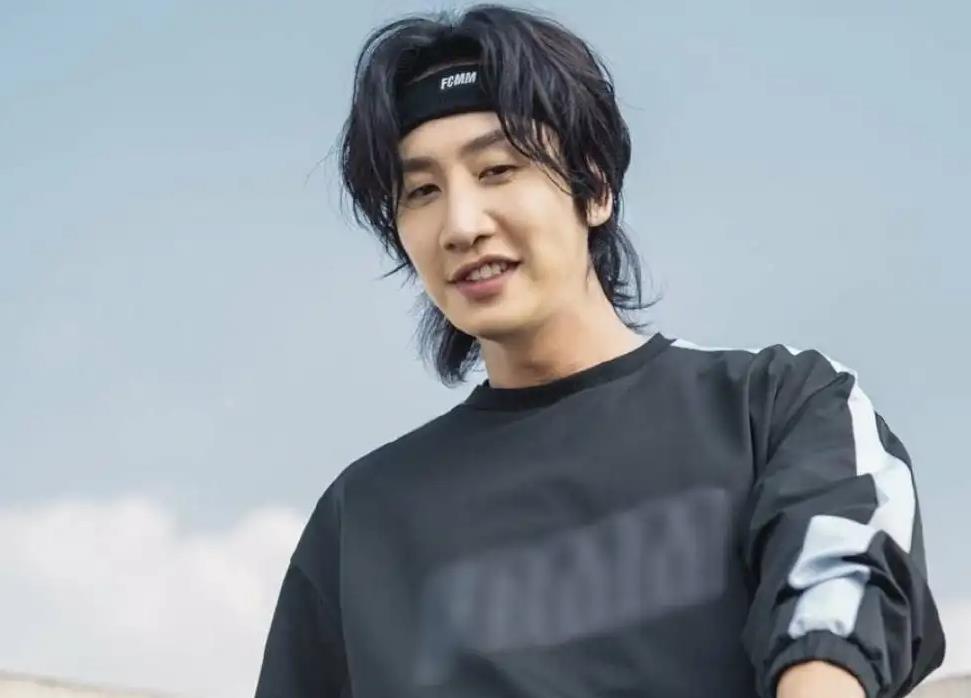 李光洙|出身百亿豪门，演戏获最佳男配，李光洙：不止谐星这么简单