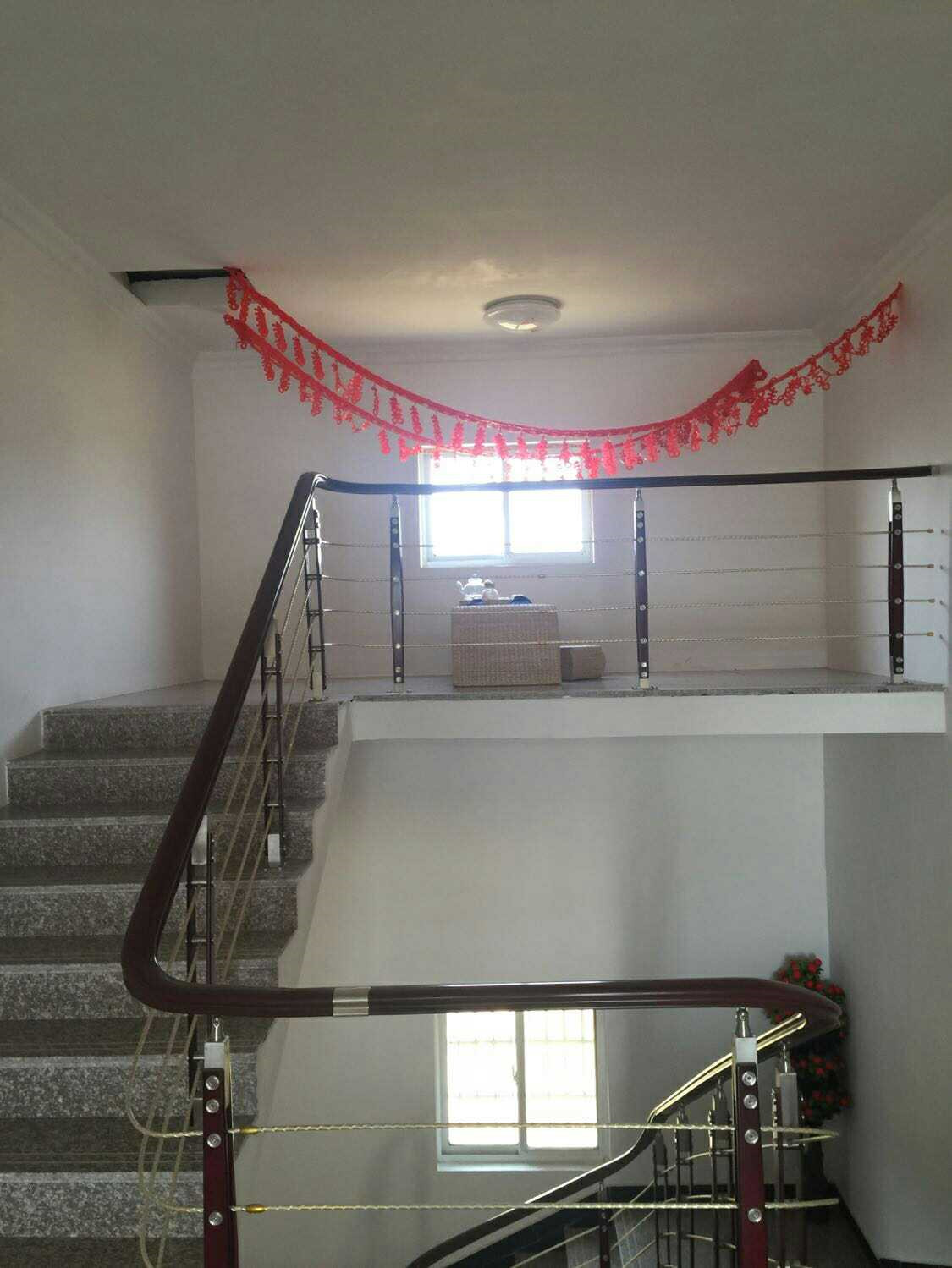 闺蜜的农村婚房,说是全村最豪华的,但卫生间这样不尴尬吗?