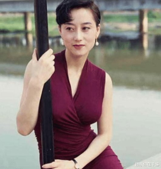 利智|即将成为赌王五太的利智,为何最后却嫁给了李连杰?