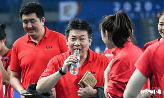 |黑色星期五！中国体坛接连官宣坏消息，中国女排遭遇极大考验……
