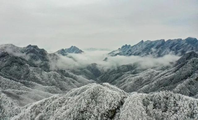 安徽|美炸！上帝视角观雪后老界岭