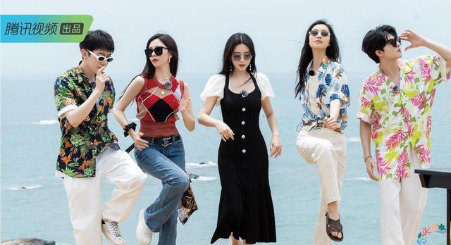 宋丹丹离开后才发现《桃花坞》的嘉宾有多假，包括反内卷的李雪琴