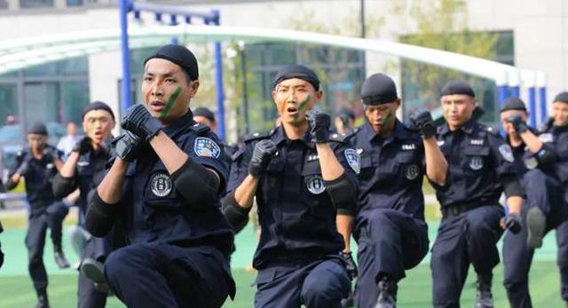 辅警|“年薪制辅警”招聘开始了，年薪是普通辅警的4倍，还能入编入岗