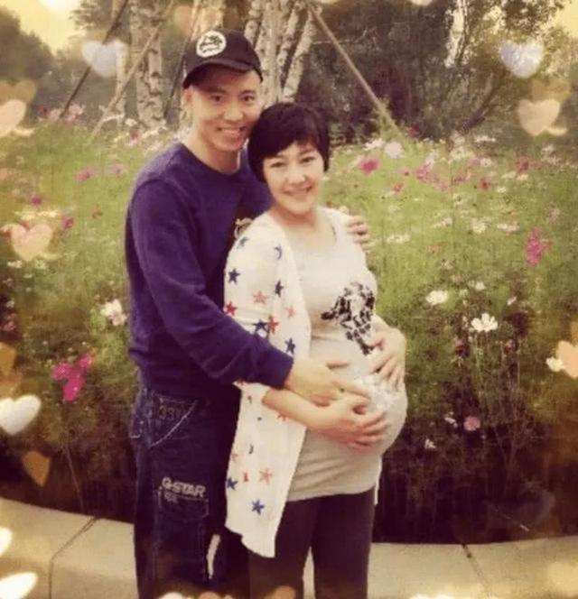 阿斯茹|演员阿斯茹: 怀孕后男友瘫痪, 不离不弃照顾他8年, 未办婚礼成遗憾