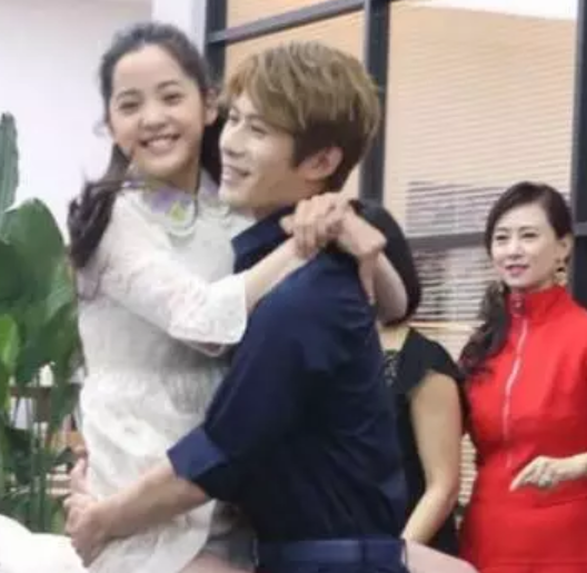 茶艺|人前装清纯无辜，人后“茶里茶气”，这些女星个个都是茶艺大师