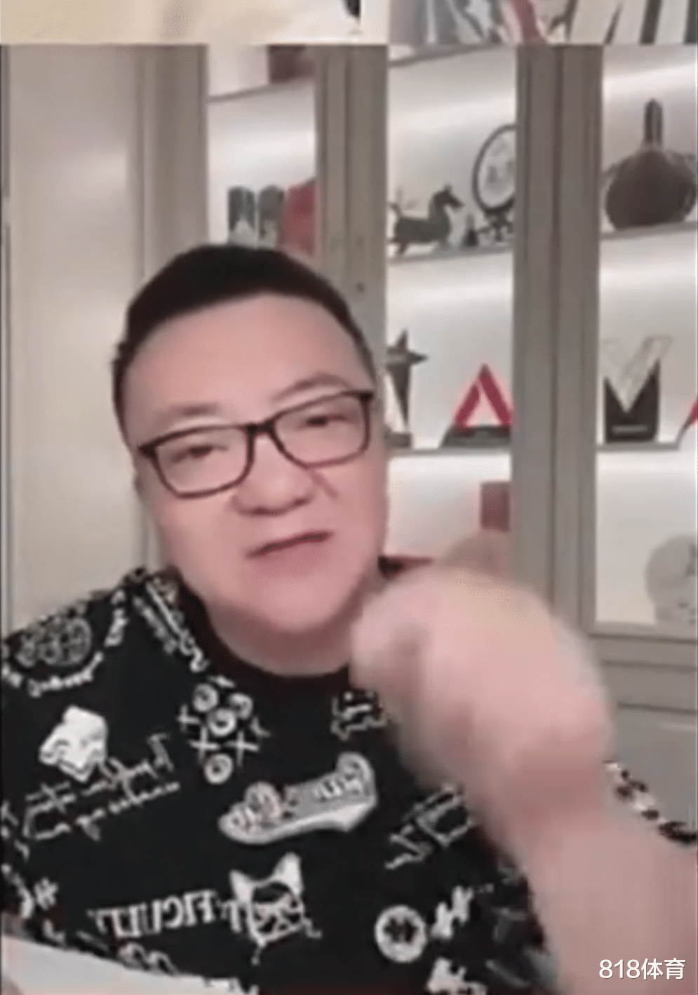 于大宝|董路怒怼苏东: 于大宝跑什么? 你懂球吗? 他应该在戴伟浚后面保护性接应