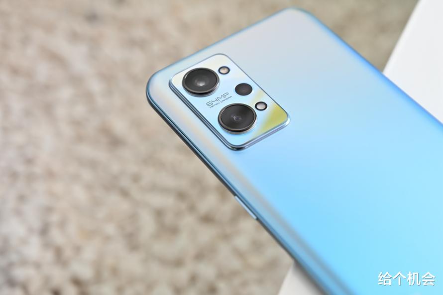 电池|千元机再用三年也不卡，这4款成为内行人的最爱，价格便宜性能强