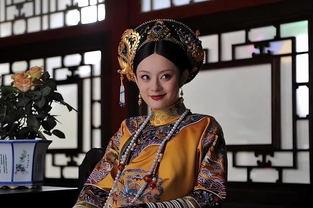 孙俪|孙俪晒晚餐照，网友感叹：怪不得体重一直保持90斤，饮食太自律