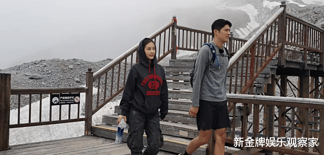 王子文|王子文吴永恩时隔半年合体,打扮朴素录节目,默契到只用眼神交流