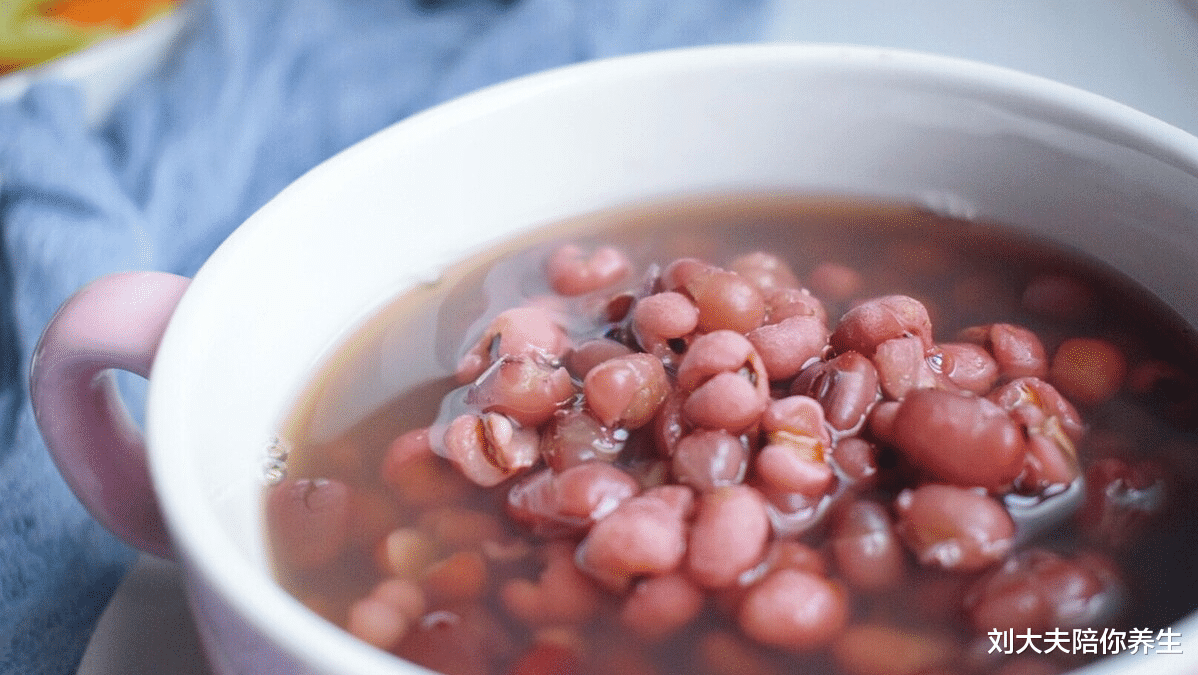 维生素b6|下半身水肿怎么办？红豆这样吃，补血、祛湿，还可缓解便秘