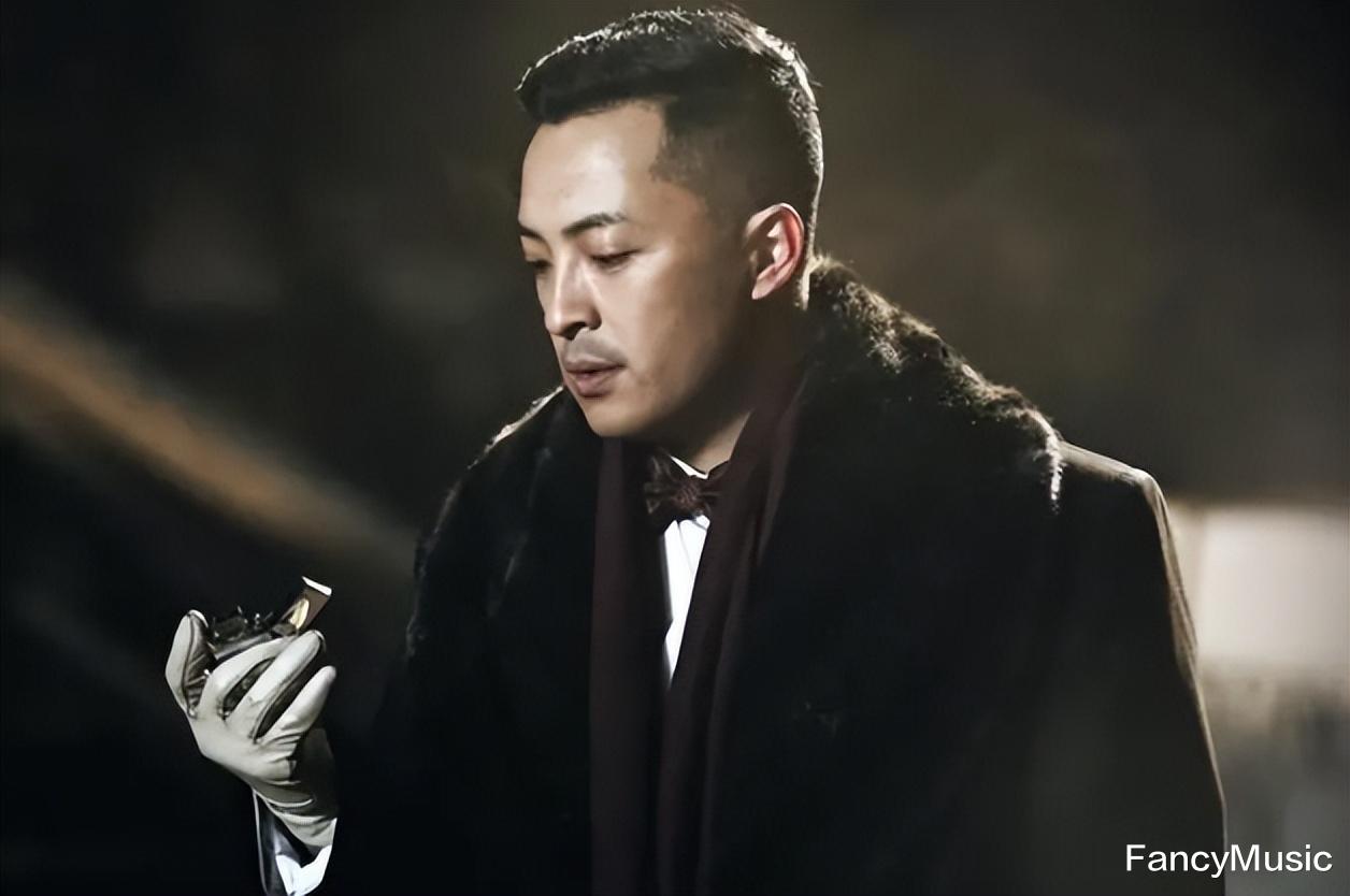 富大龙|连看6集《勇敢的翅膀》，导演拍出精髓，富大龙诠释演艺圈清流