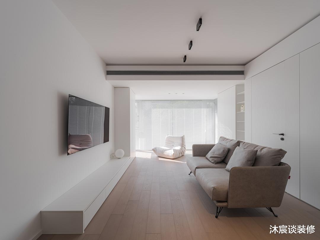 上海40岁姐姐闲不住,重新改造旧屋,坚持“极简穷装”,太好看了