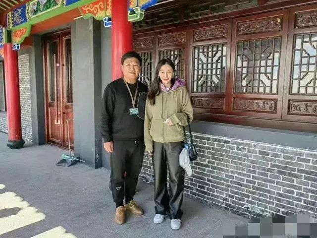 Angelababy|Angelababy离婚9个月求姻缘？承认难有新欢「怕重蹈覆辙」